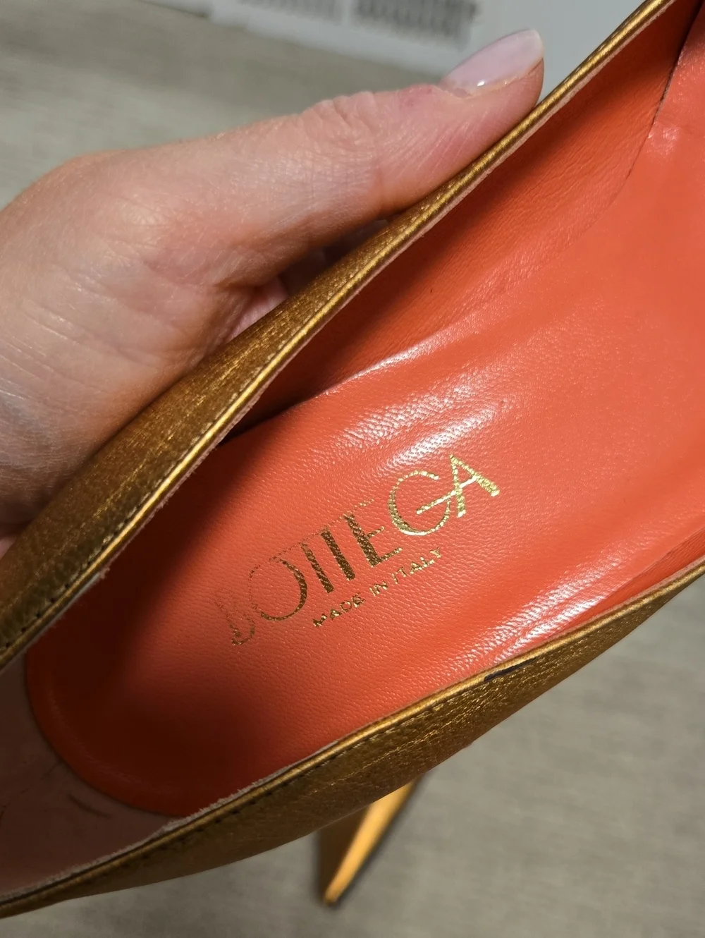 NWOT BOTTEGA by Bottega Veneta Metallic Mid-Heel Pumps-Bronze